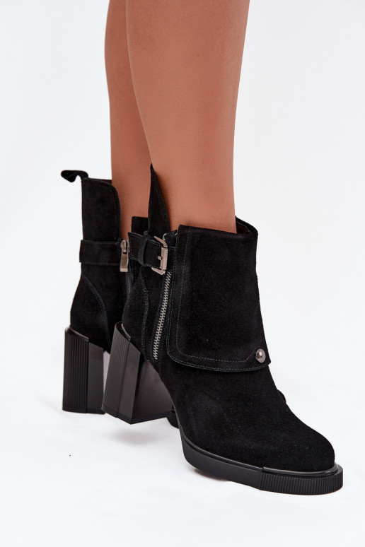 Botines negros de ante sintético con tacones y hebillas Vinceza 91152