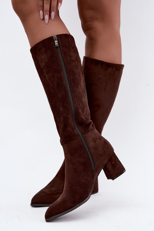 Botas de mujer aisladas hasta la rodilla con tacón en chocolate Raleya