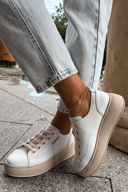 Zapatillas de cuero sintético con plataforma Kobbo en blanco