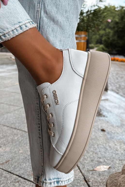Zapatillas de cuero sintético con plataforma Kobbo en blanco