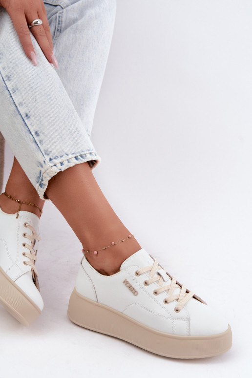 Zapatillas de cuero sintético con plataforma Kobbo en blanco