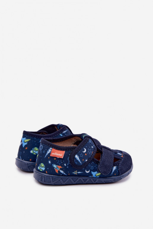 Zapatillas infantiles Milami con cierres adhesivos y cohetes en azul oscuro Reathiana