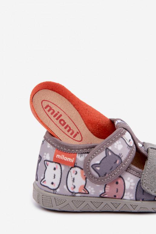 Zapatillas infantiles Milami con cierres adhesivos y gatos en gris Reathiana
