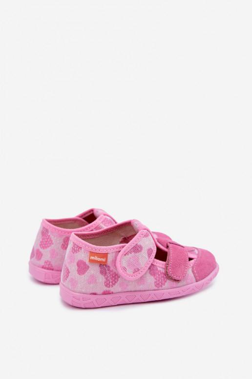 Zapatillas infantiles Milami con cierres adhesivos y corazones brillantes en rosa Reathiana