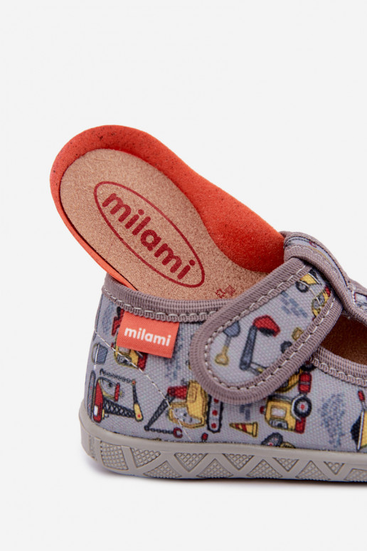 Zapatillas infantiles Milami con cierres adhesivos en gris Jasimrra
