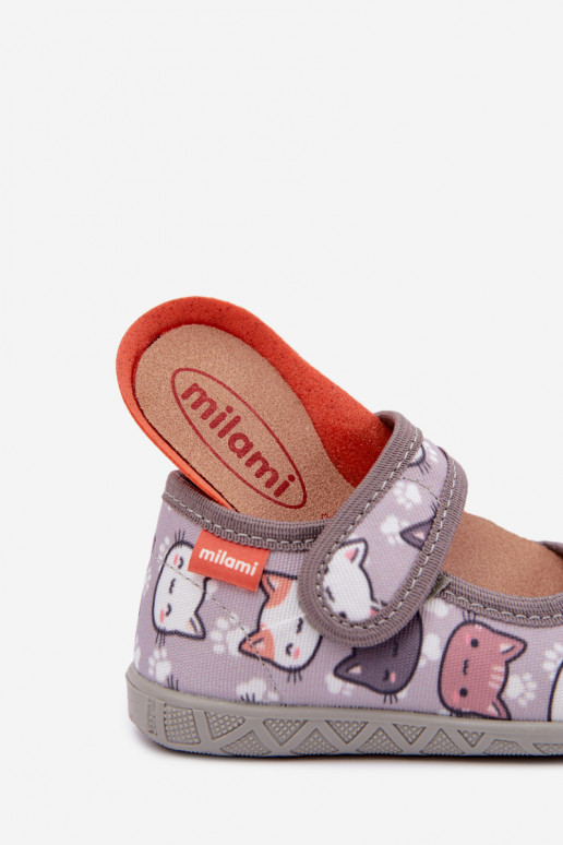 Zapatillas infantiles Milami con cierres adhesivos y gatos en gris Esnia