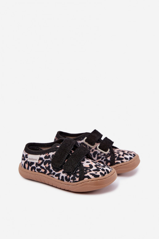 Zapatillas infantiles con estampado de leopardo Milami color arena Saphira
