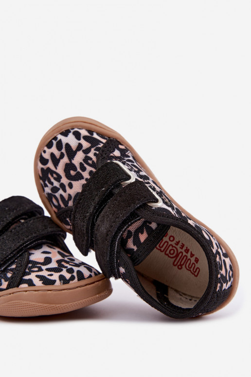 Zapatillas infantiles con estampado de leopardo Milami color arena Saphira