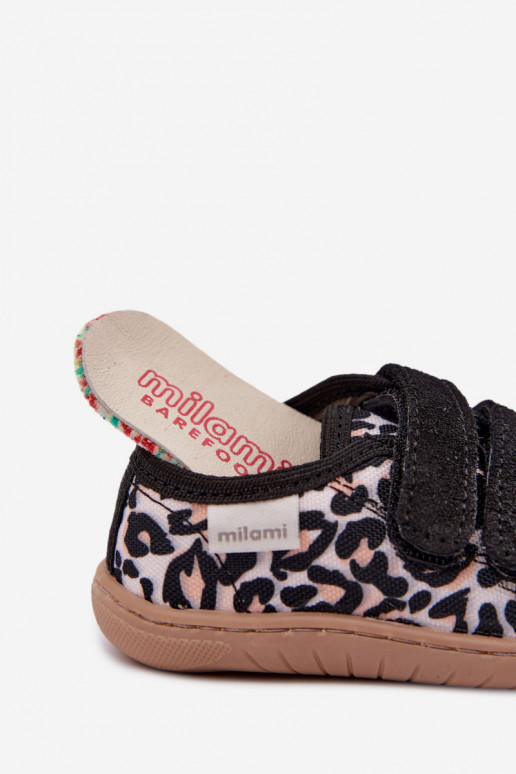 Zapatillas infantiles con estampado de leopardo Milami color arena Saphira
