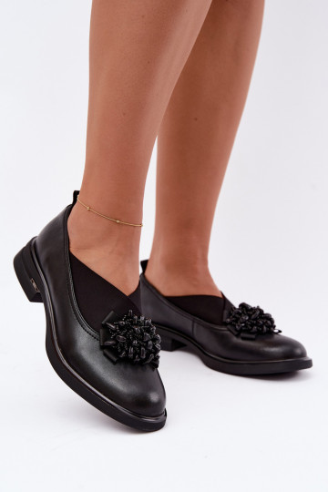 Zapatos de cuero para mujer con adornos negros T.Sokolski 2