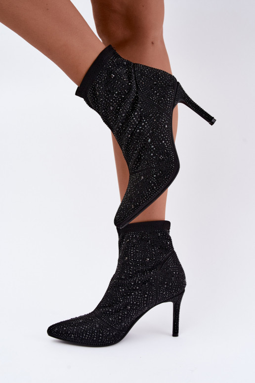 botines decorados con tacones finos S.Barski HY62-8138 en negro