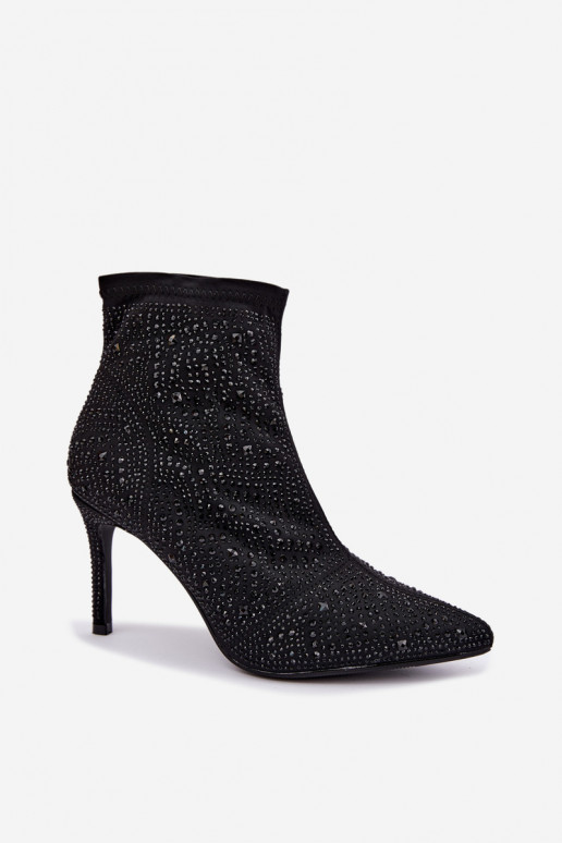 botines decorados con tacones finos S.Barski HY62-8138 en negro