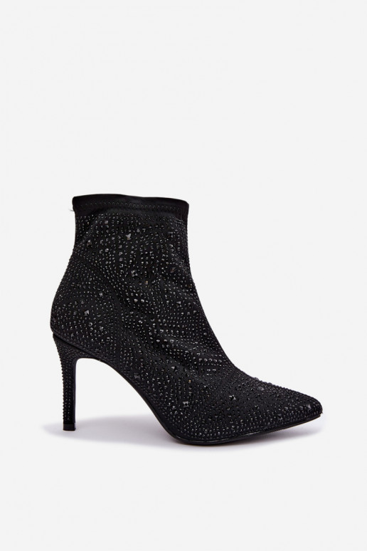 botines decorados con tacones finos S.Barski HY62-8138 en negro