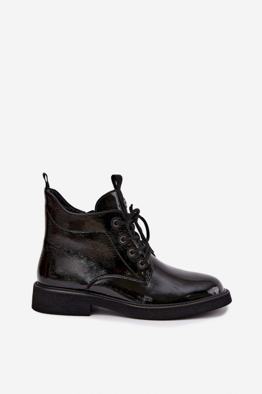 botines con efecto charol aislados con tacones anchos D&A CR62-3338 en negro