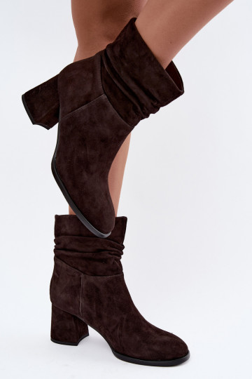 Botines de ante natural con arrugas y tacones D&A JC62-1021 chocolate