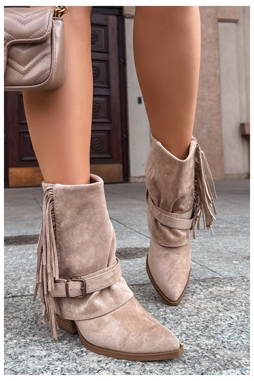 Botines de estilo cowboy con flecos, cintas y hebillas arena Corvella