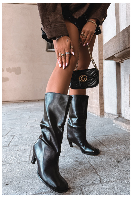 Botas largas sin cordones con tacones negras Caldira