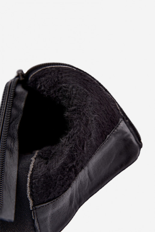 Botines cálidos y elegantes con plataforma y detalles decorativos en negro Solavie