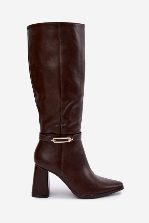 Botas altas cálidas con correas decorativas y tacón bloque en chocolate Luvessa