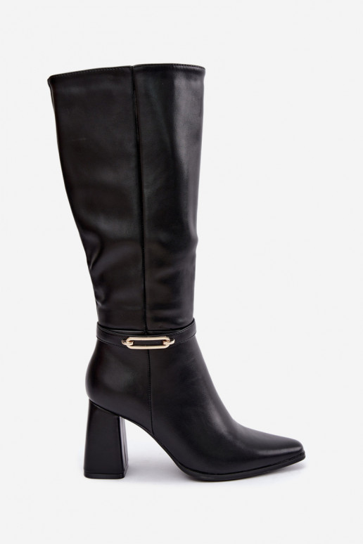 Botas altas cálidas con correas decorativas y tacón bloque en negro Luvessa