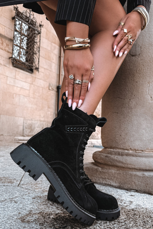 botines de trabajo para mujeres de ante sintético aislados D&A JC62-1035 en negro