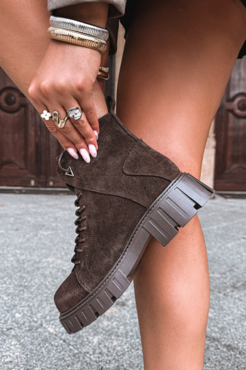 zapatos de ante para mujeres con plataforma D&A JC62-1045 en color chocolate 2