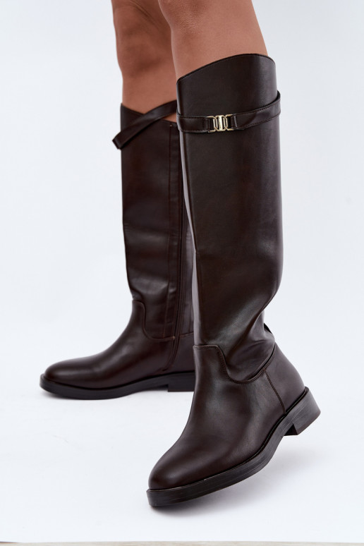 Botas altas para mujer con tacones anchos y correas decorativas en color chocolate Tarelle