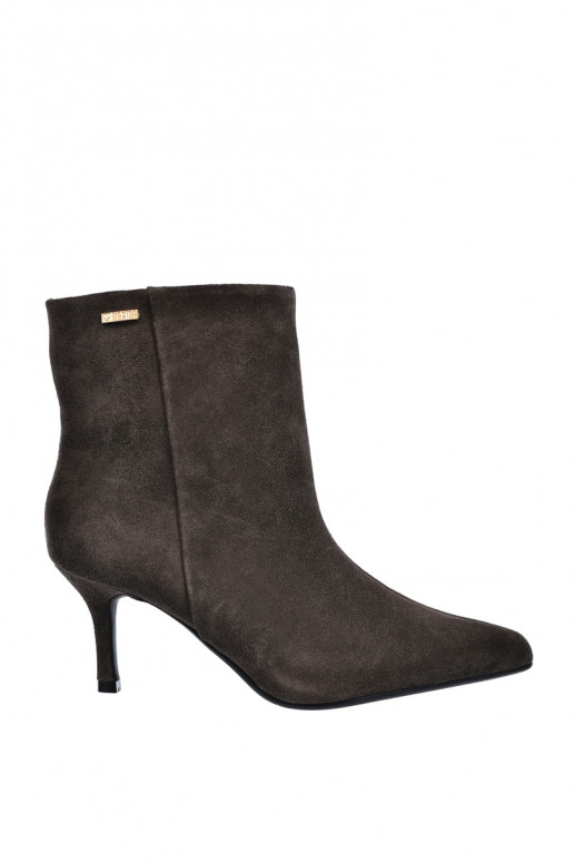 Botas de ante con tacones finos y aislamiento, tipo slip-on Big Star UU274492 marrones