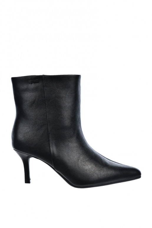 Botines con tacones finos y aislamiento, tipo slip-on Big Star UU274494 negros
