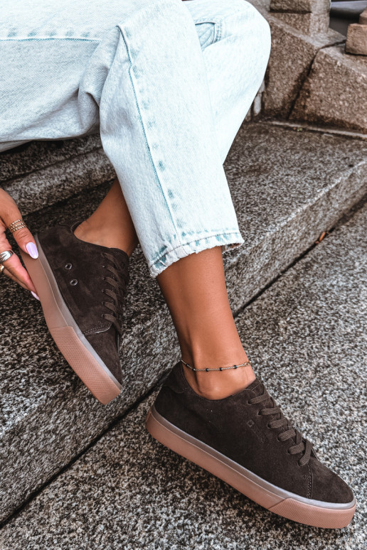 Zapatillas de mujer Big Star UU274243 color chocolate