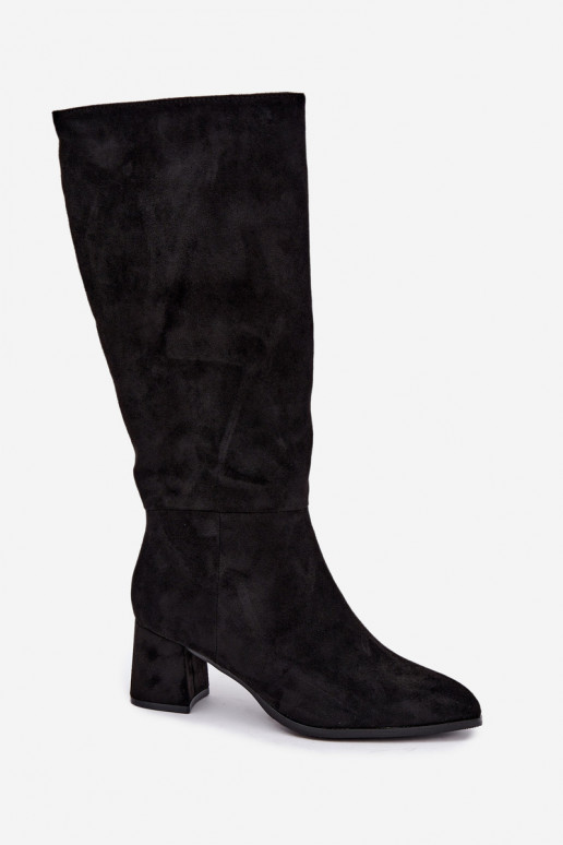 Botas de mujer aisladas hasta la rodilla con tacón en negro Raleya