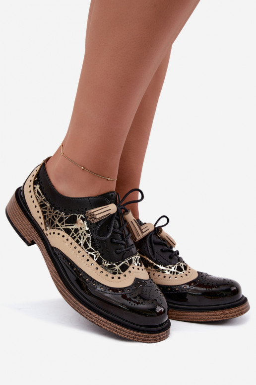 Zapatos de cuero para mujer con cordones y borlas Tai turiciejka K7816-01 en negro