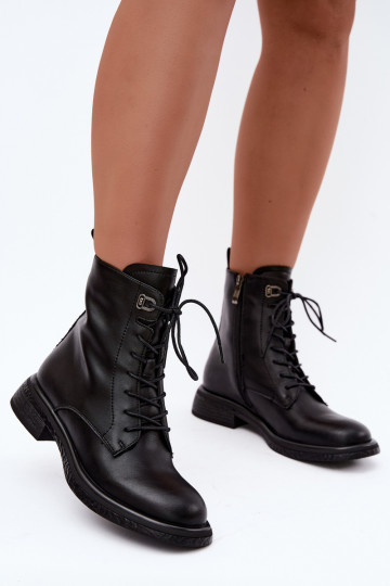 Botines de cuero aislados Tai turiciejka K7751-01 en negro