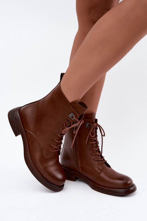 Botines de cuero aislados Tai turiciejka K7751-29 en marrón