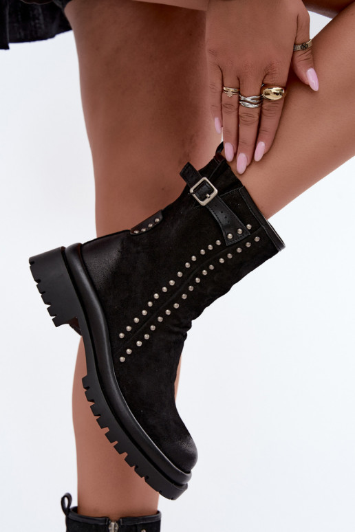 Botines aislados para mujer de ante sintético con hebillas Tai turiciejka K7727-01 en negro