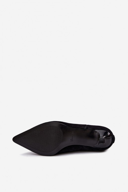 Botas de ante aisladas con tacones Tai turiciejka K7756-01 en negro