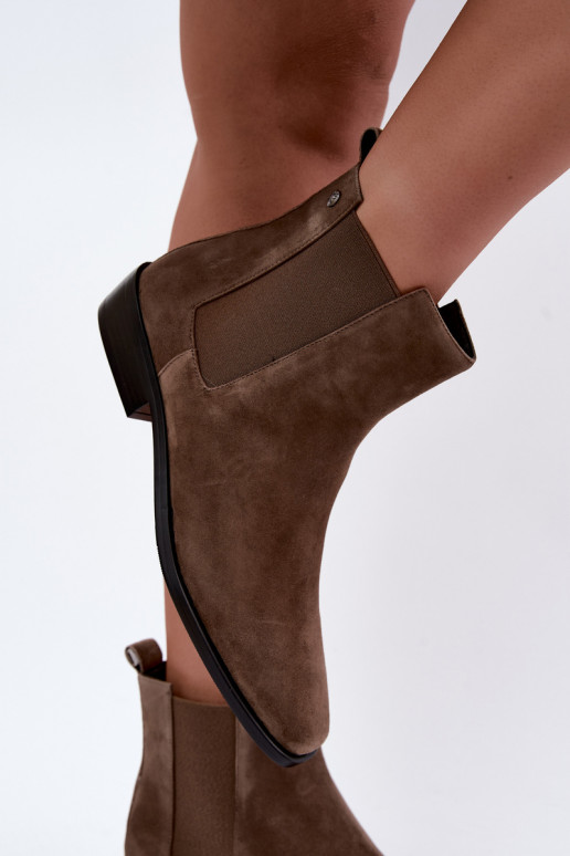 Botines aislados y elegantes de ante sintético Tai turiciejka K7758-04 en arena