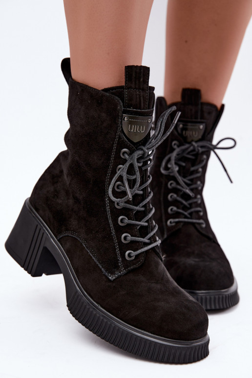 Botines de ante aislados Klocke Tai turiciejka K7675-23 en negro