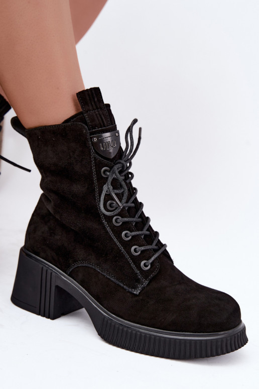 Botines de ante aislados Klocke Tai turiciejka K7675-23 en negro
