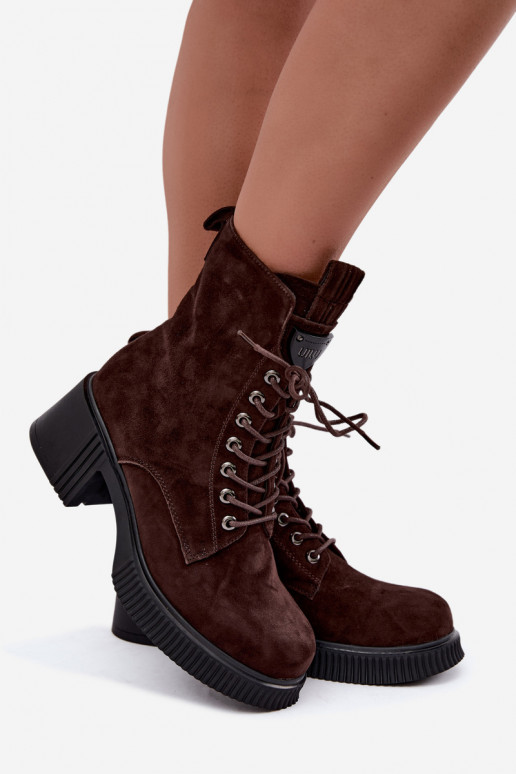 Botines de ante aislados Klocke Tai turiciejka K7675-29 en chocolate