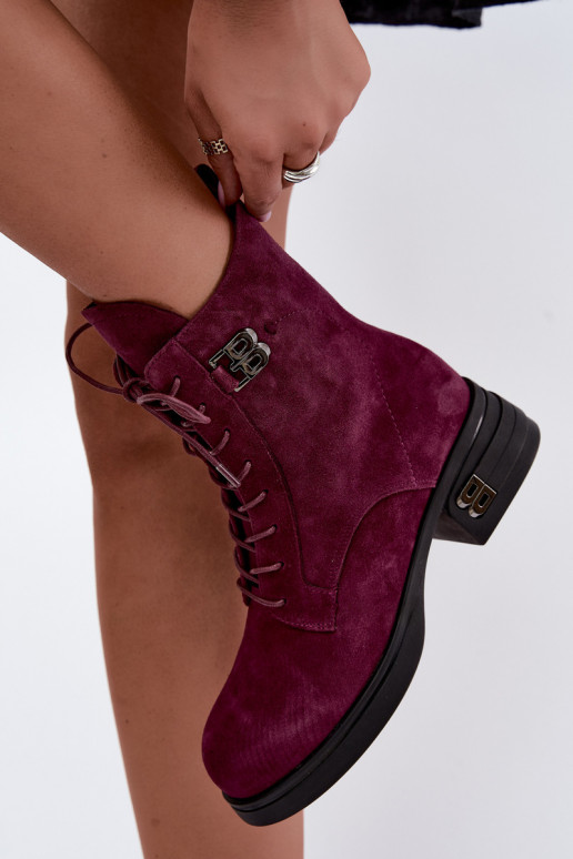 Botas de mujer de ante sintético aisladas Vinceza 67044 burdeos
