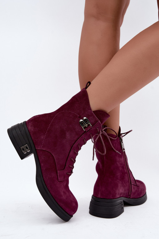 Botas de mujer de ante sintético aisladas Vinceza 67044 burdeos