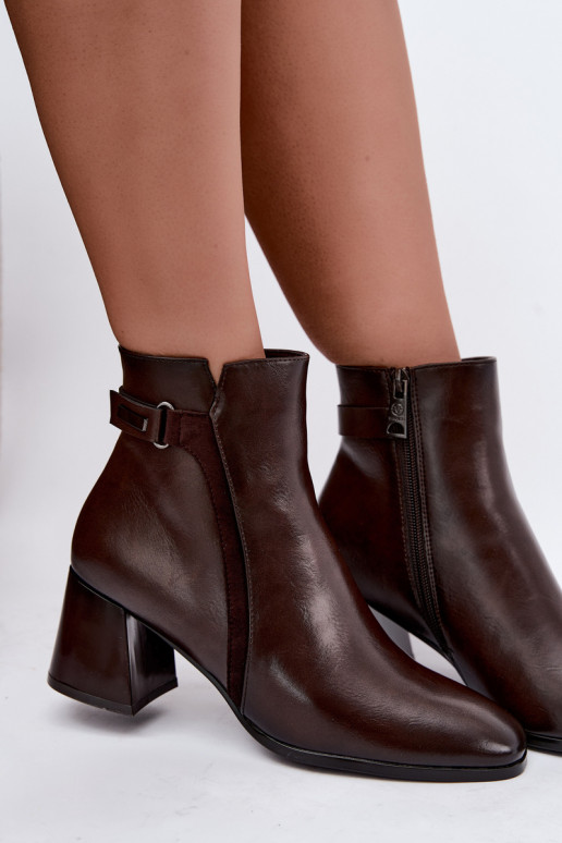 Botines aislados con tacones Vinceza 58660 chocolate