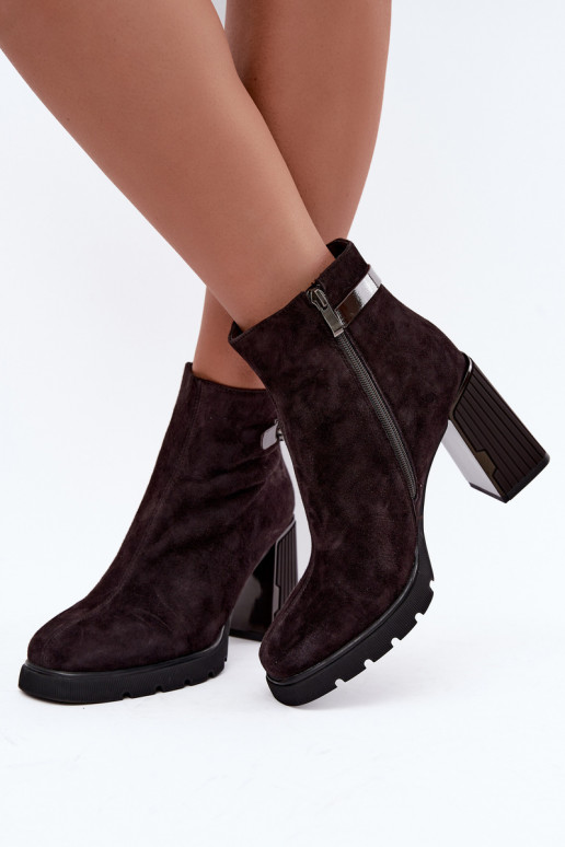 Botines aislados de ante sintético con tacón Vinceza 91172 chocolate