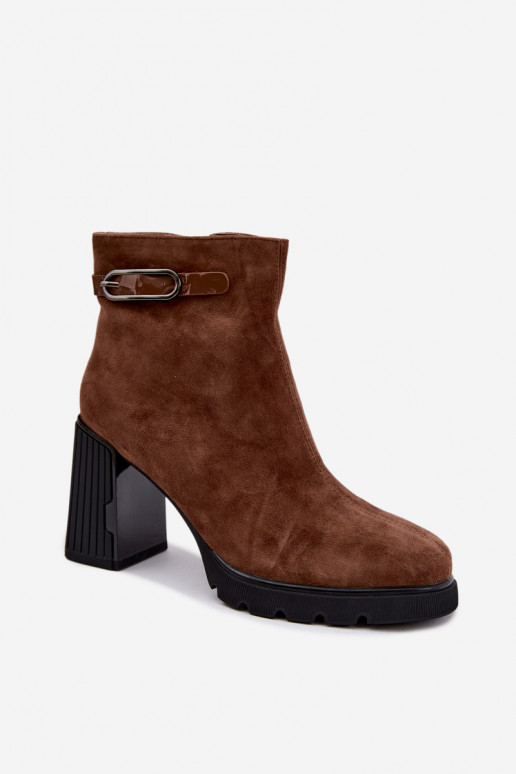 Botines aislados de ante sintético con tacón Vinceza 91172 marrón