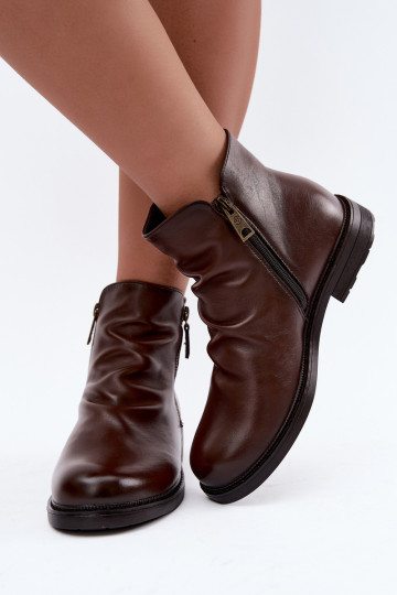 Botines aislados con volantes y tacones anchos Vinceza 58683 marrón