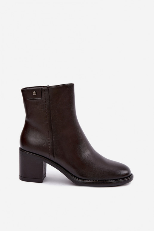 Botines aislados con tacón Vinceza 58655 chocolate