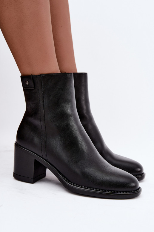 Botines aislados con tacón Vinceza 58655 negro