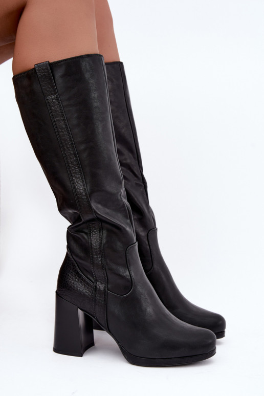 Botas largas aisladas con tacón negro Alessa