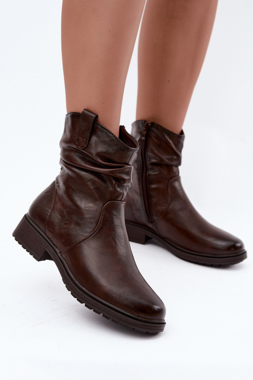 Botines de mujer calentitos con arrugas en chocolate